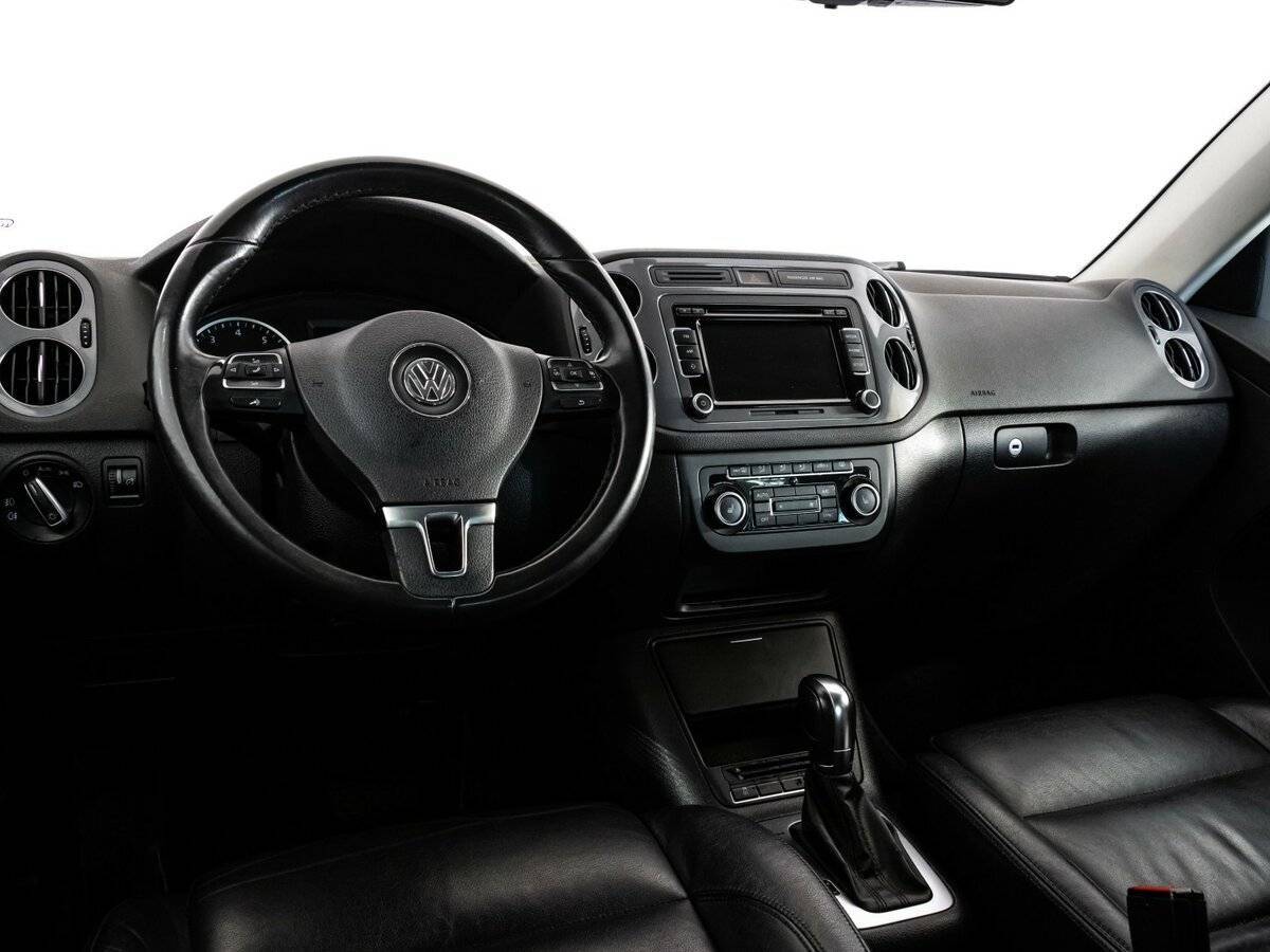 Volkswagen Tiguan с пробегом — 2014 год. Фото: #10
