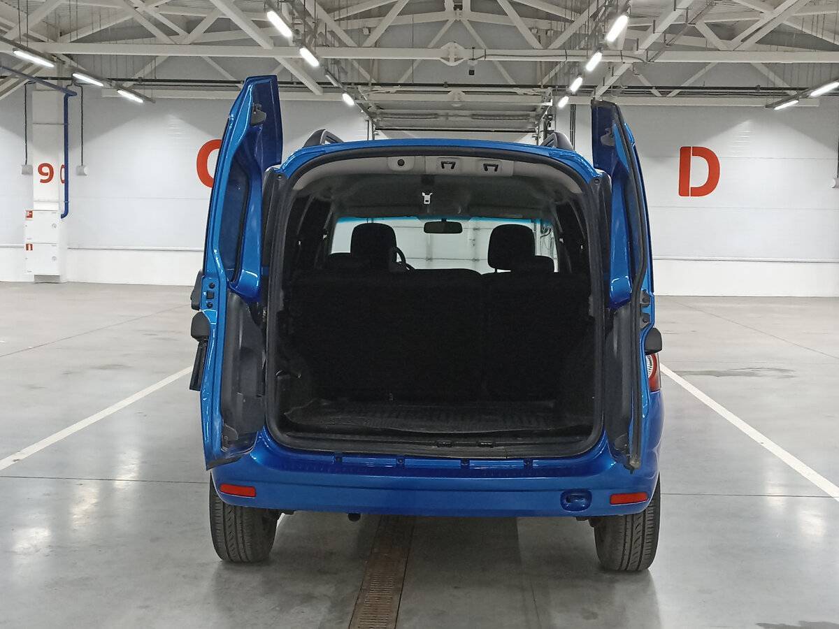 Lada (ВАЗ) Largus с пробегом — 2021 год. Фото: #9