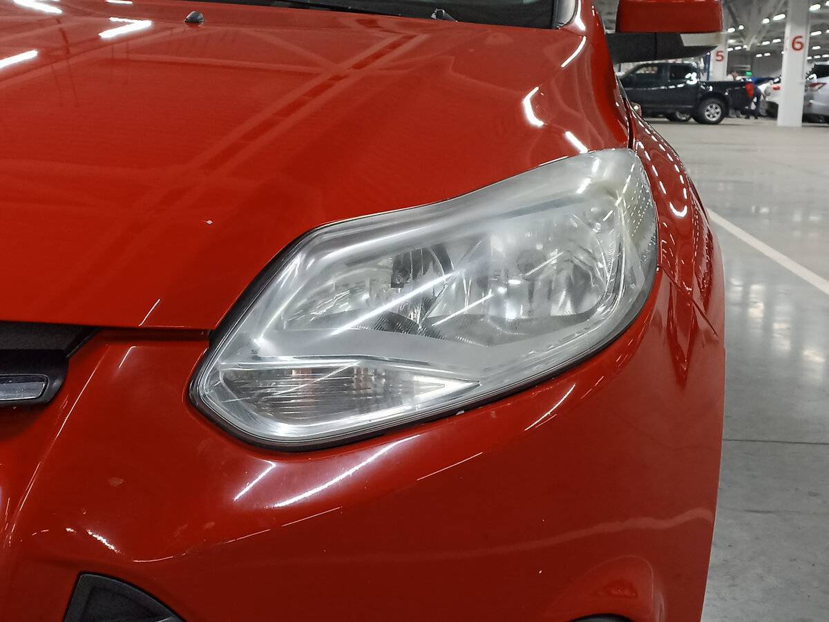 Ford Focus с пробегом — 2012 год. Фото: #16