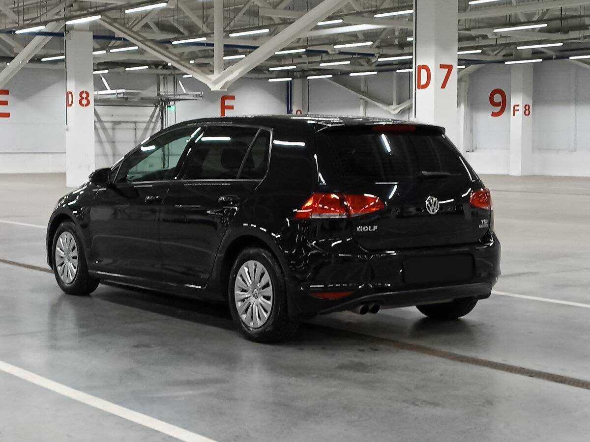 Volkswagen Golf с пробегом — 2013 год. Фото: #6