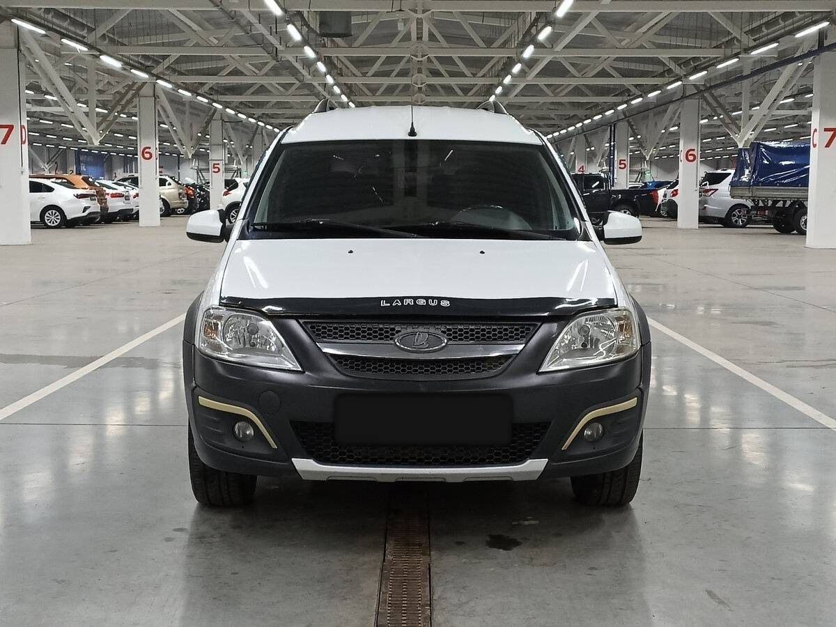 Lada (ВАЗ) Largus с пробегом — 2017 год. Фото: #1