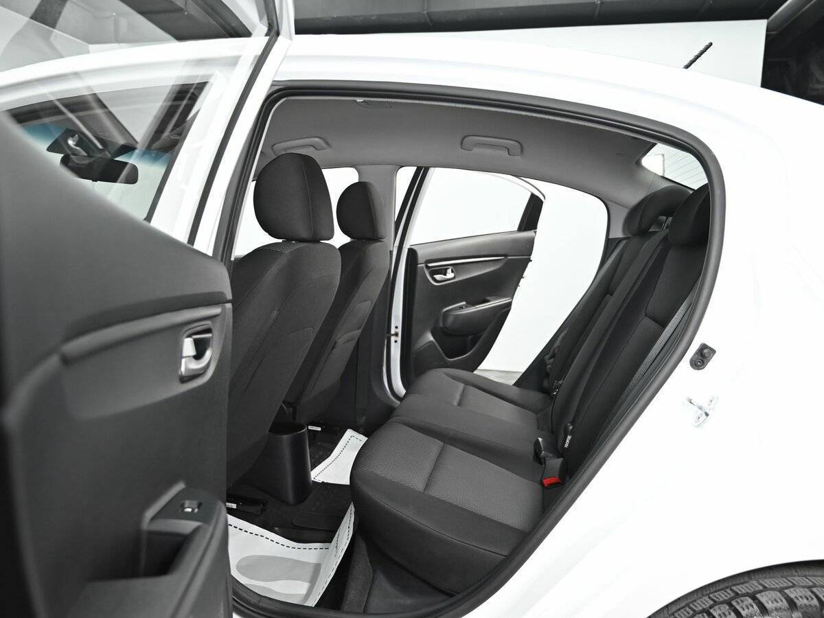 Kia Rio с пробегом — 2022 год. Фото: #14