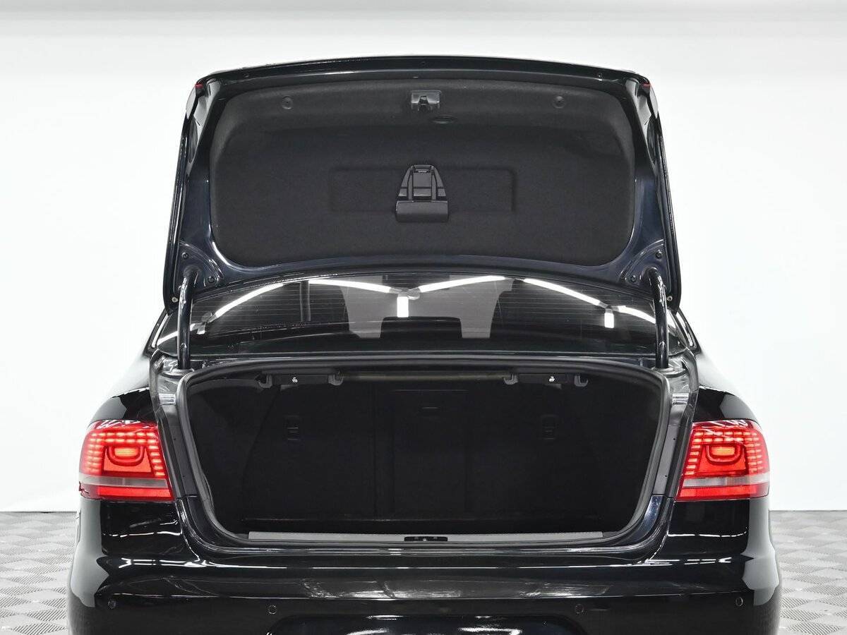 Volkswagen Passat с пробегом — 2012 год. Фото: #4