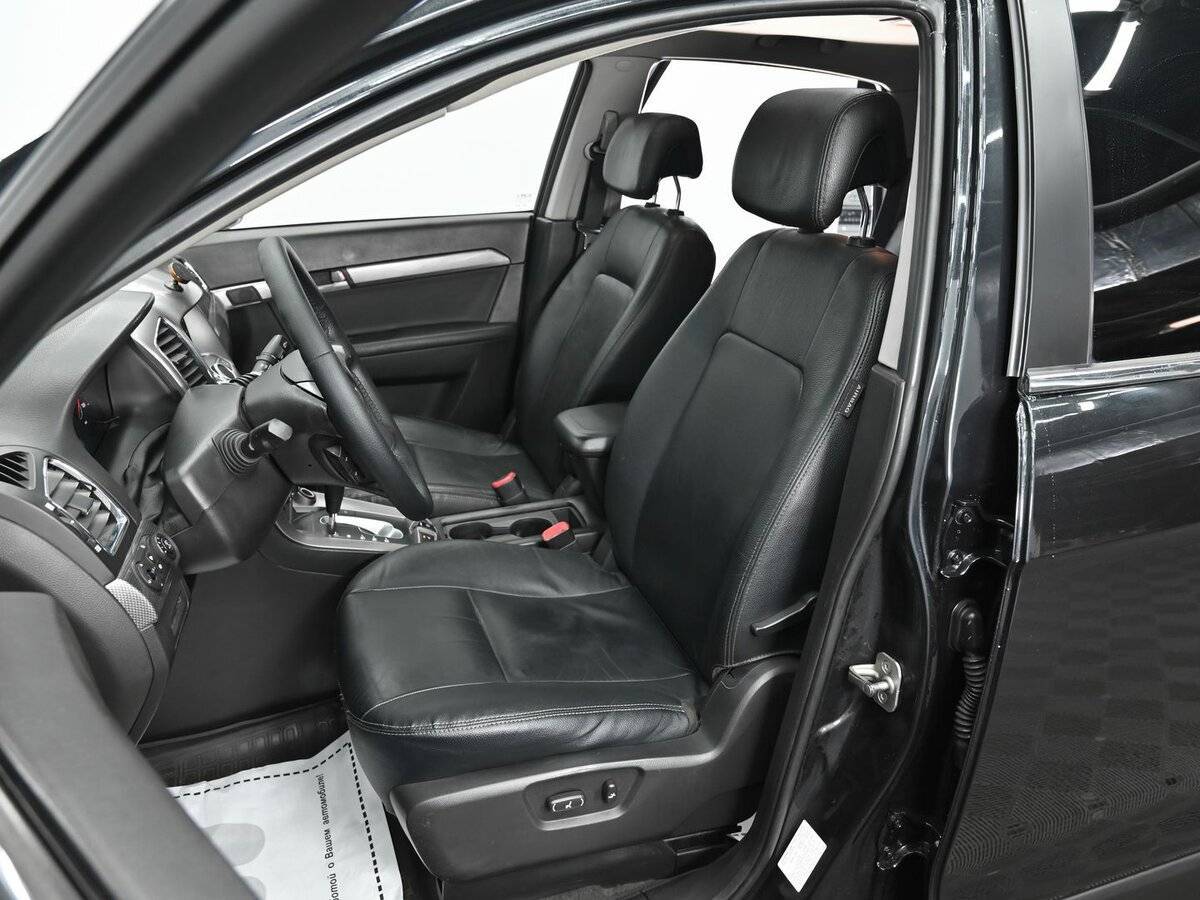 Chevrolet Captiva с пробегом — 2012 год. Фото: #5
