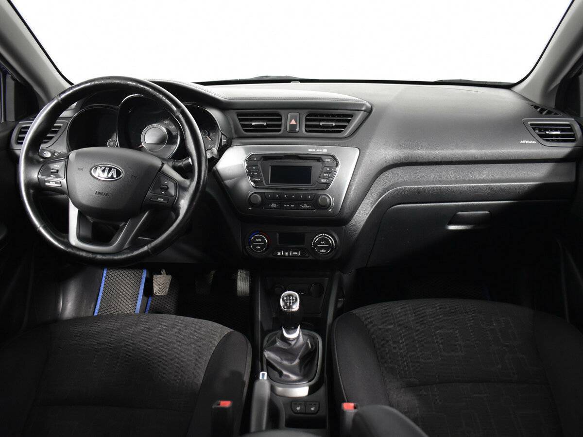 Kia Rio с пробегом — 2013 год. Фото: #10