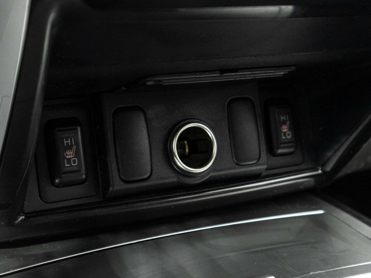 Mitsubishi Pajero Sport с пробегом — 2012 год. Фото: #19