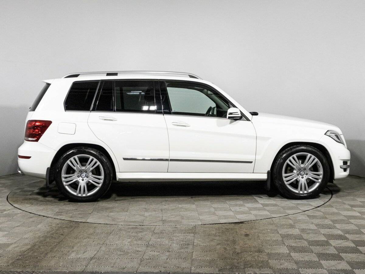 Mercedes-Benz GLK-Класс с пробегом — 2014 год. Фото: #3