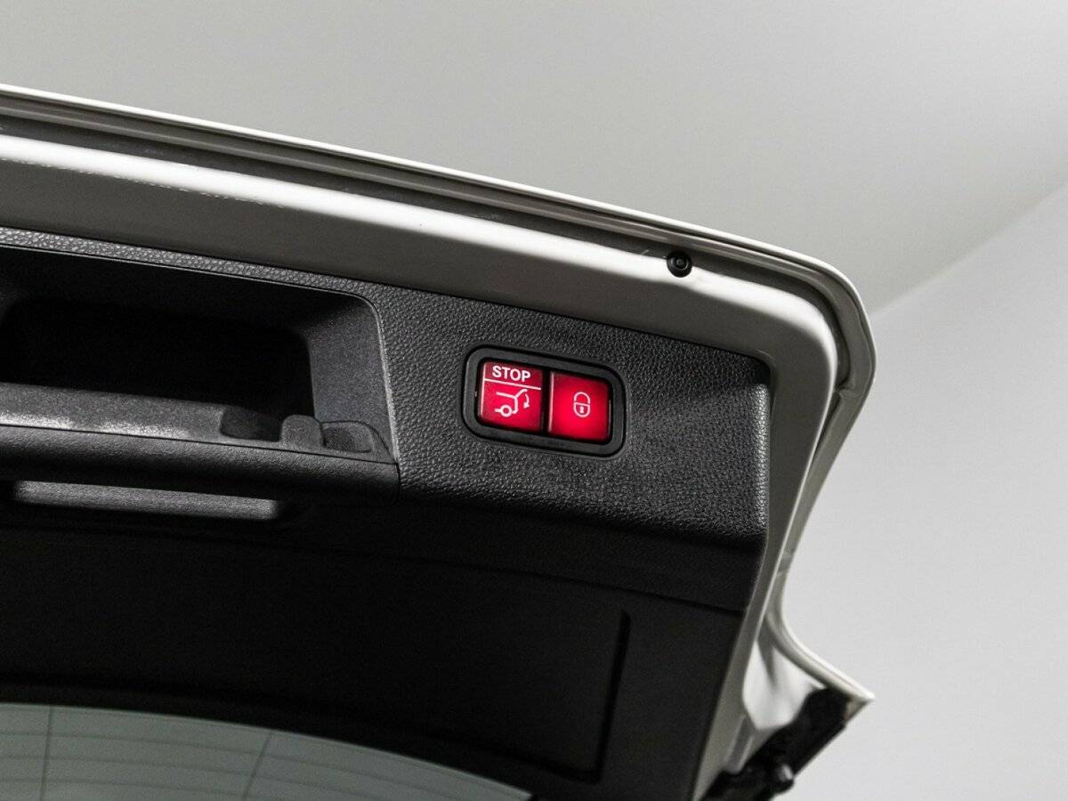 Mercedes-Benz GLK-Класс с пробегом — 2014 год. Фото: #14