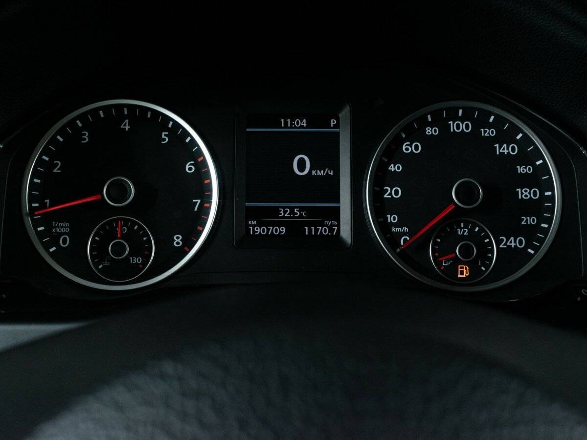 Volkswagen Tiguan с пробегом — 2013 год. Фото: #12