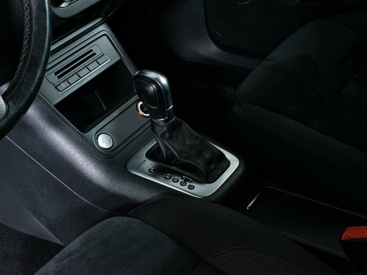 Volkswagen Tiguan с пробегом — 2013 год. Фото: #14