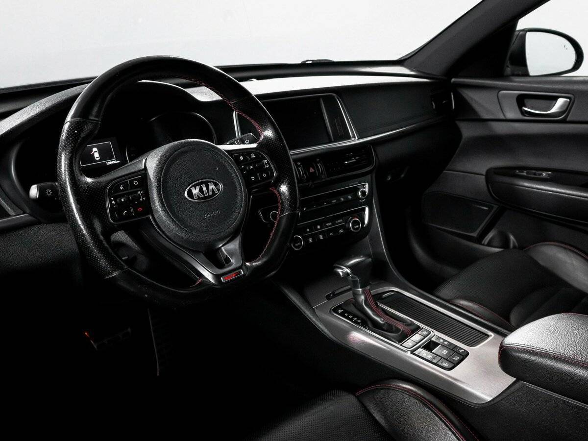 Kia Optima с пробегом — 2017 год. Фото: #13