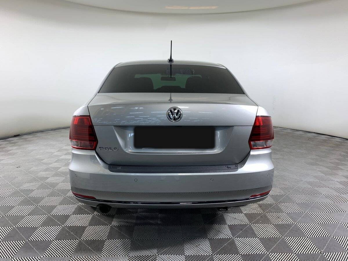 Volkswagen Polo с пробегом — 2019 год. Фото: #5