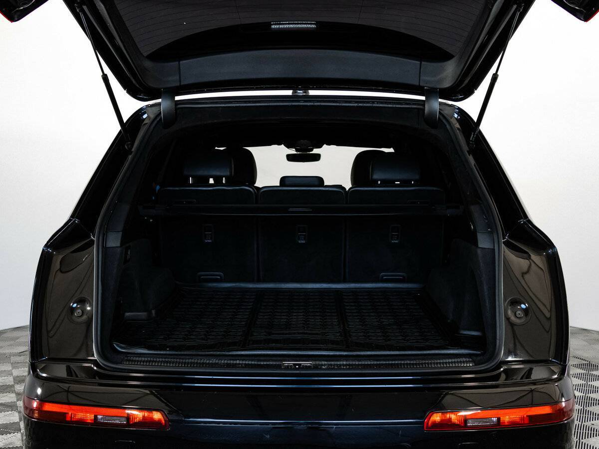 Audi Q7 с пробегом — 2015 год. Фото: #28