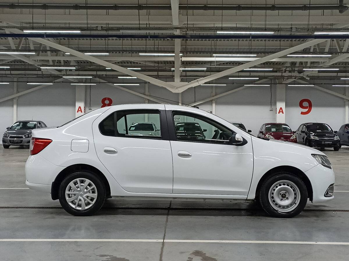 Renault Logan с пробегом — 2017 год. Фото: #3