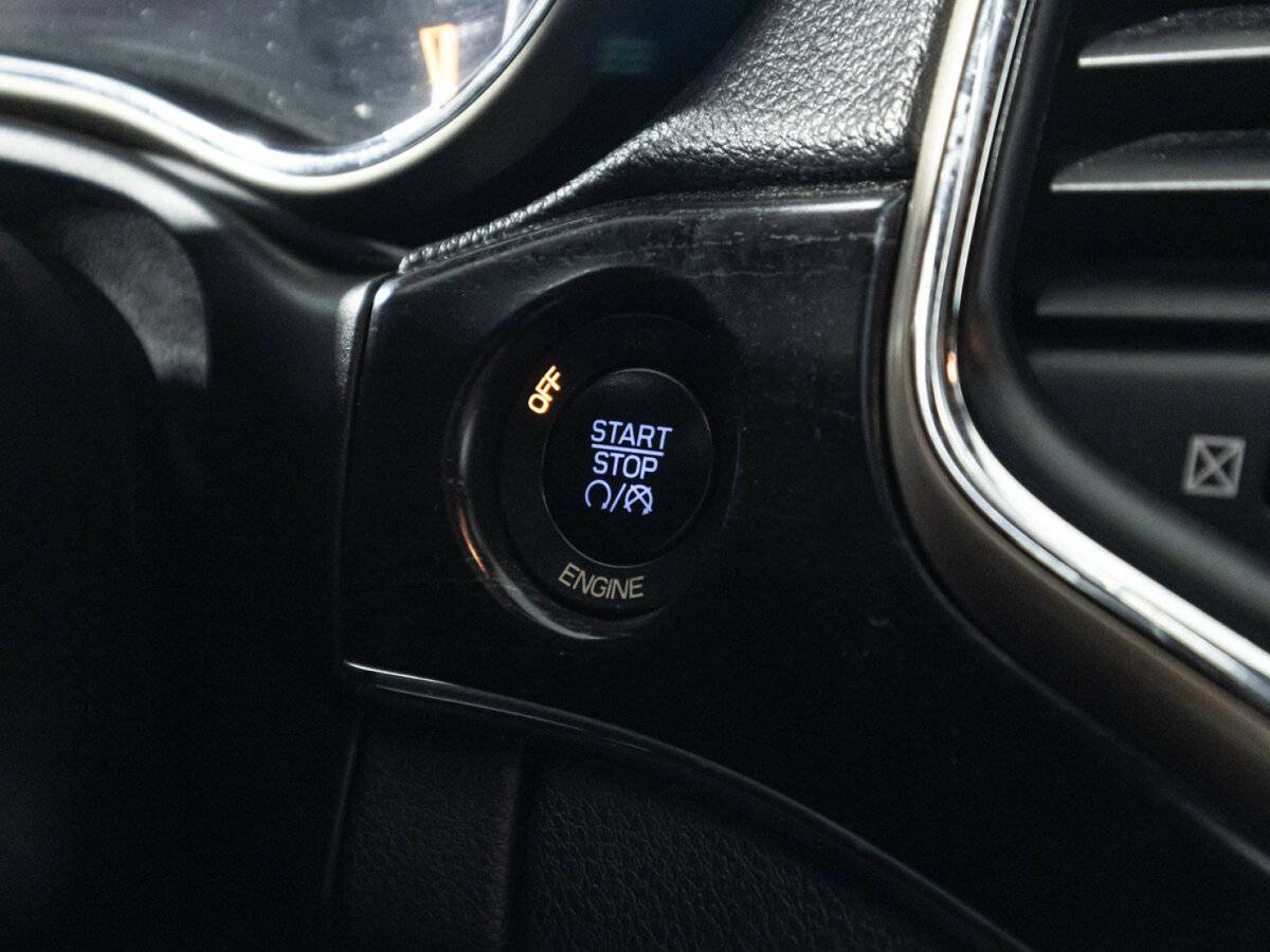 Jeep Grand Cherokee с пробегом — 2014 год. Фото: #19