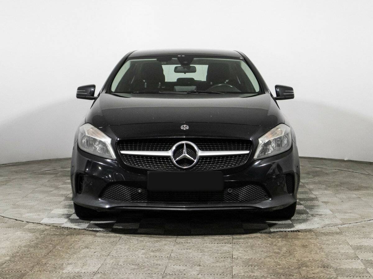 Mercedes-Benz A-Класс с пробегом — 2017 год. Фото: #2