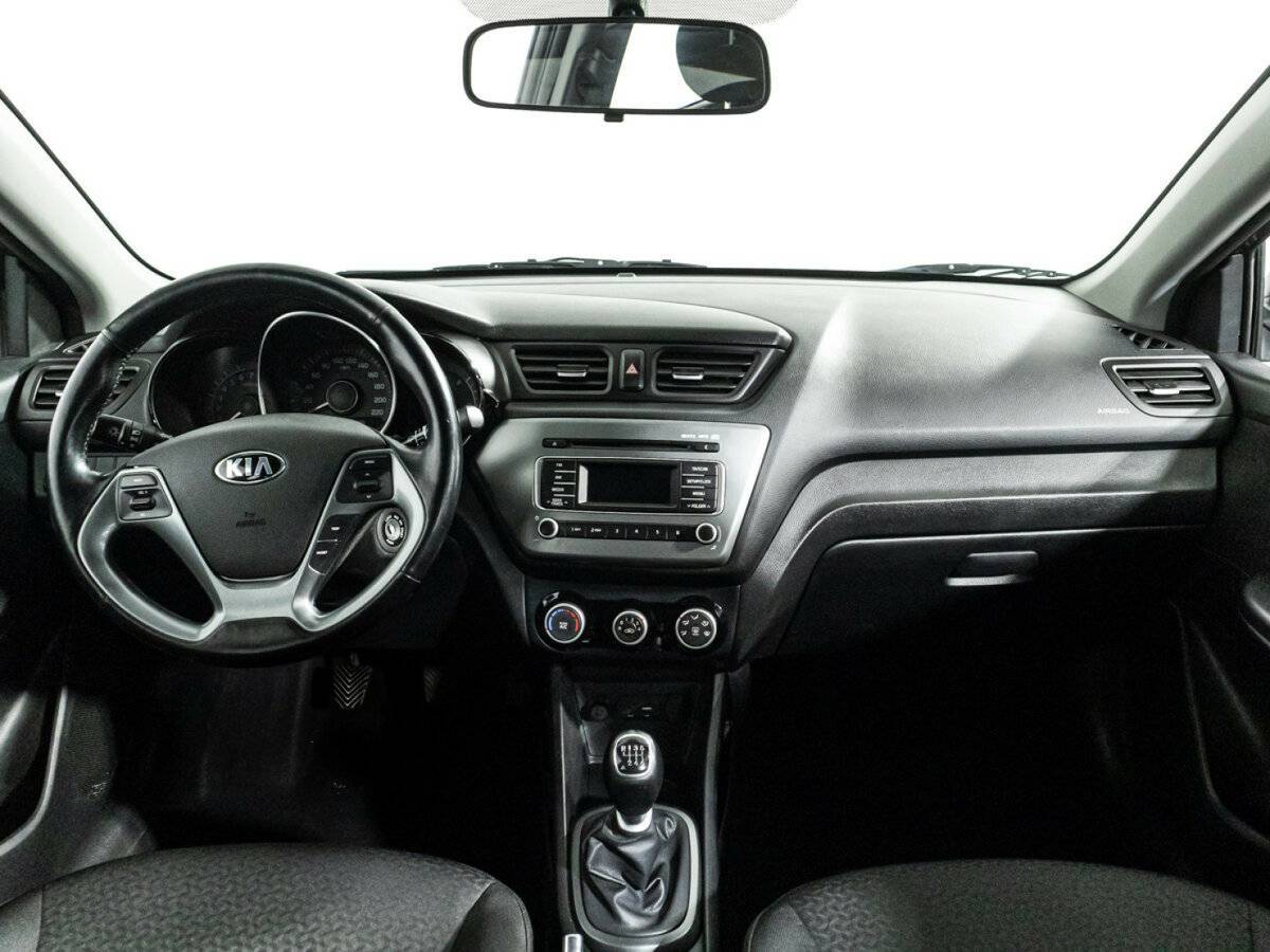 Kia Rio с пробегом — 2016 год. Фото: #12
