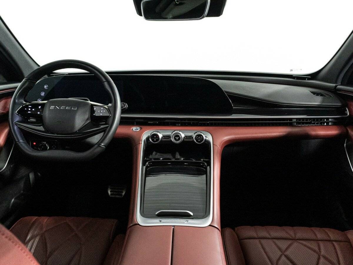 EXEED RX с пробегом — 2023 год. Фото: #12