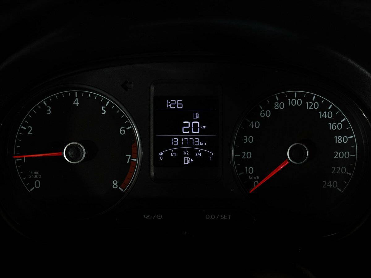 Volkswagen Polo с пробегом — 2019 год. Фото: #17