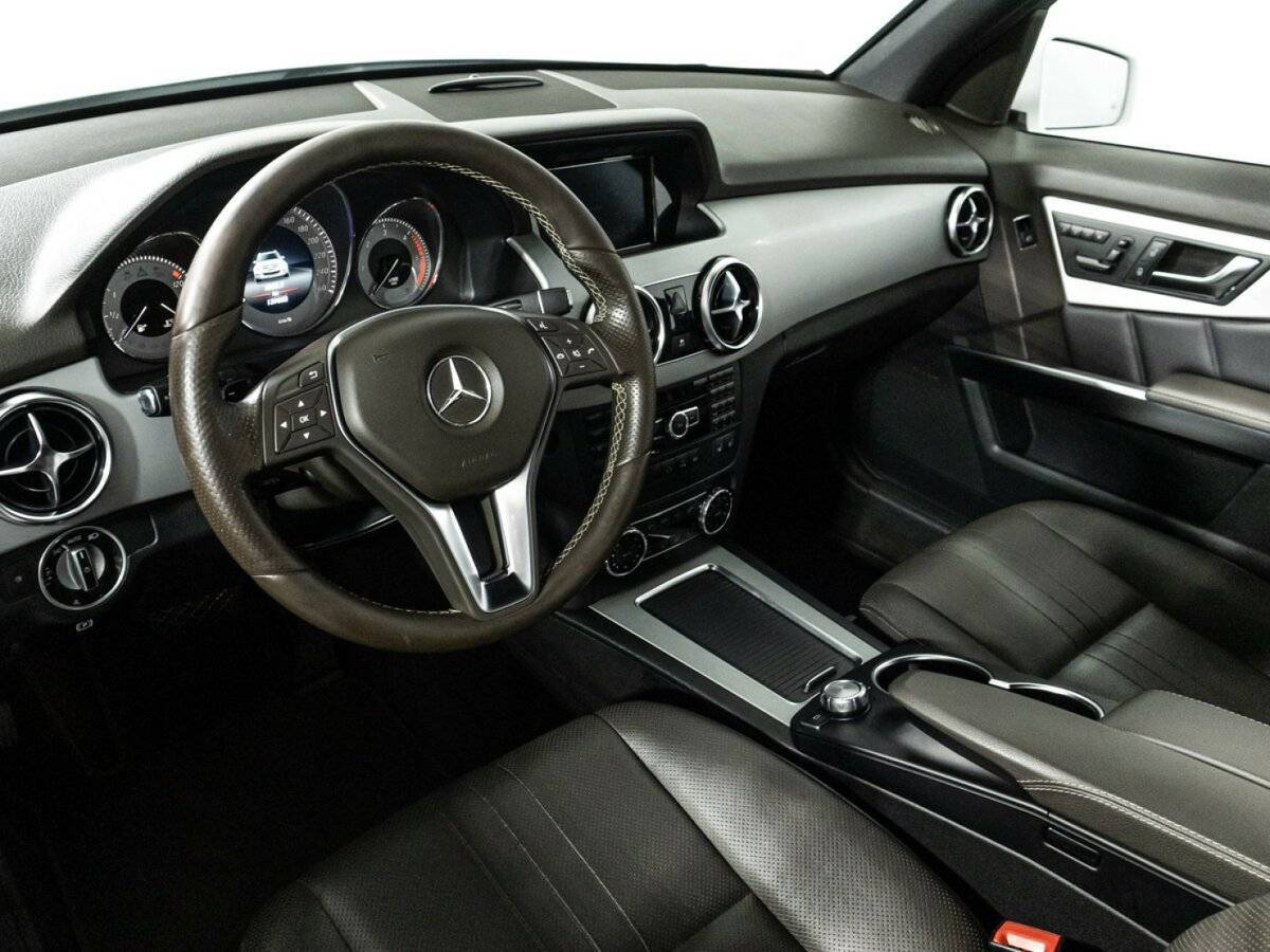 Mercedes-Benz GLK-Класс с пробегом — 2014 год. Фото: #10