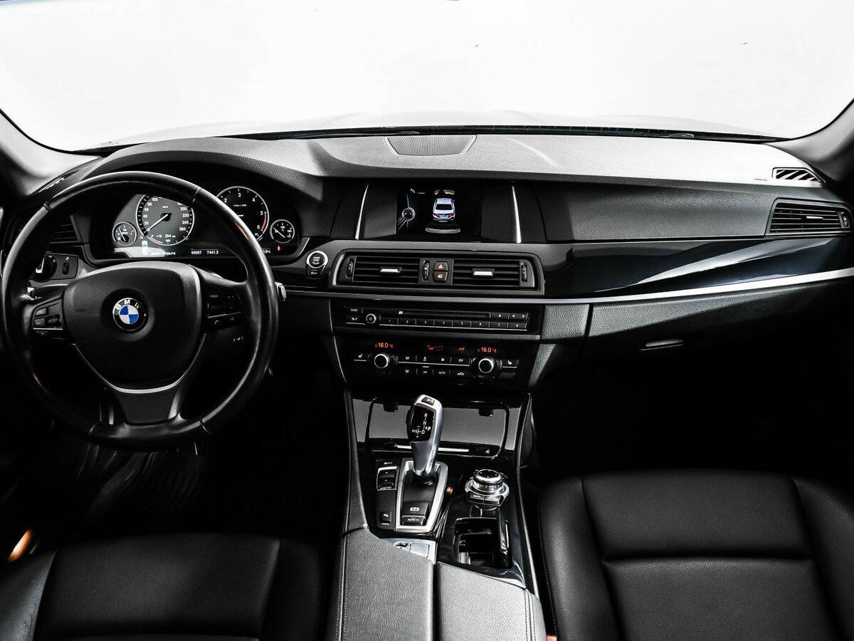 BMW 5 серии с пробегом — 2016 год. Фото: #10