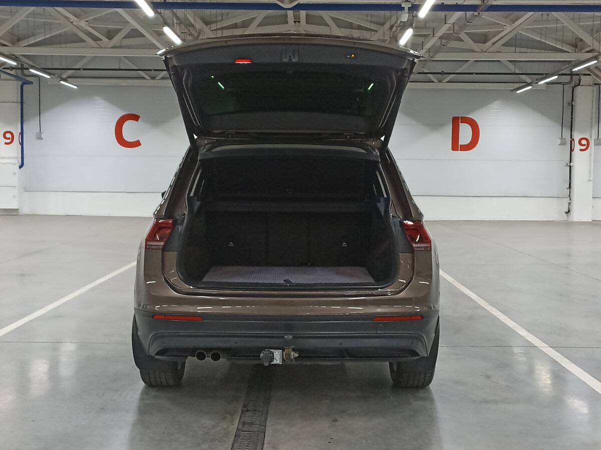 Volkswagen Tiguan с пробегом — 2020 год. Фото: #9