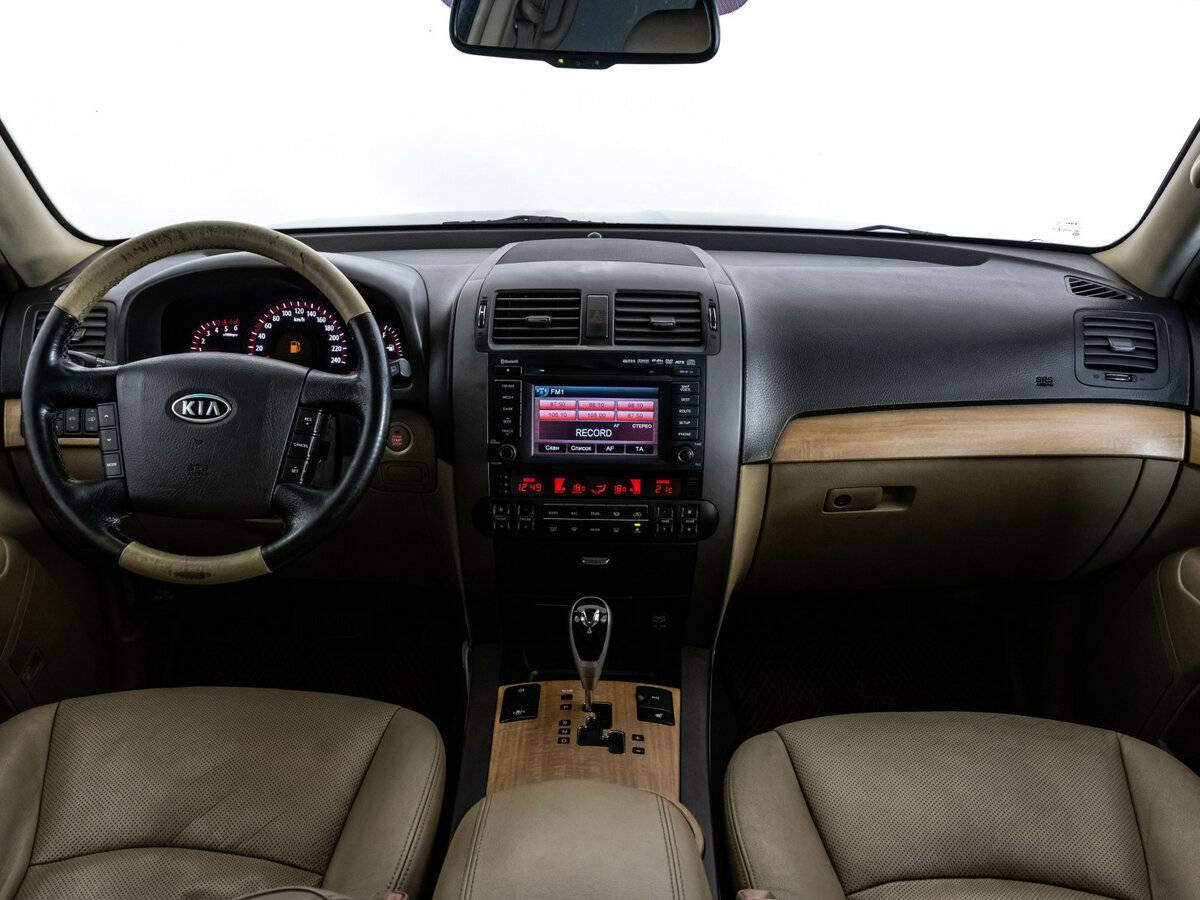 Kia Mohave с пробегом — 2012 год. Фото: #9