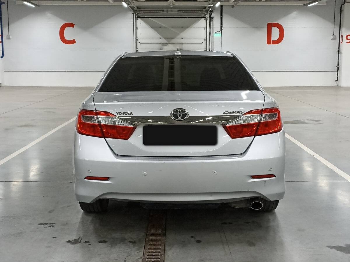 Toyota Camry с пробегом — 2014 год. Фото: #5
