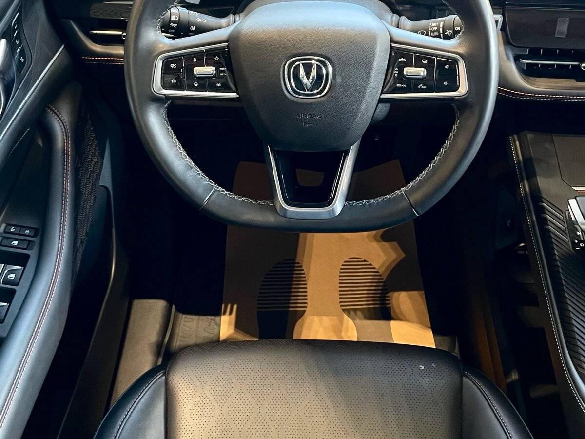 Changan UNI-K с пробегом — 2022 год. Фото: #9