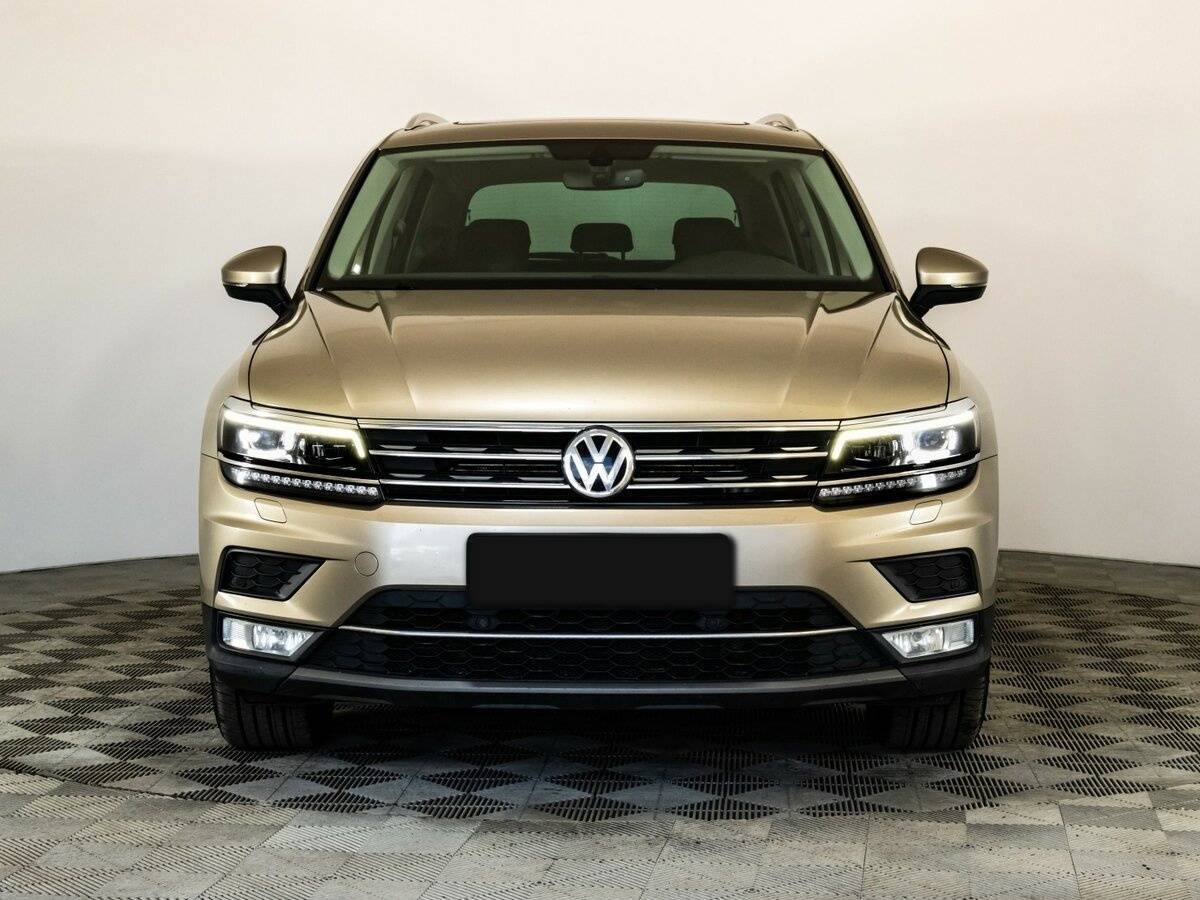 Volkswagen Tiguan с пробегом — 2017 год. Фото: #1