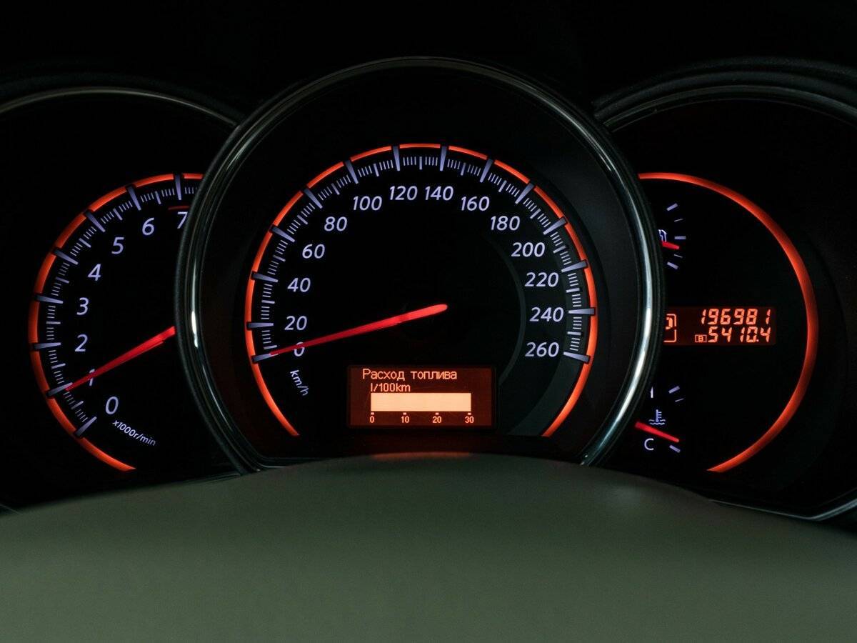 Nissan Murano с пробегом — 2012 год. Фото: #13