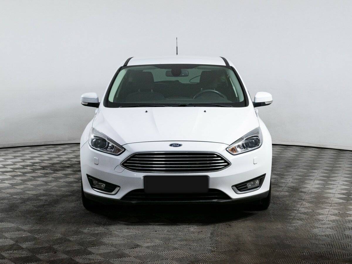 Ford Focus с пробегом — 2015 год. Фото: #1