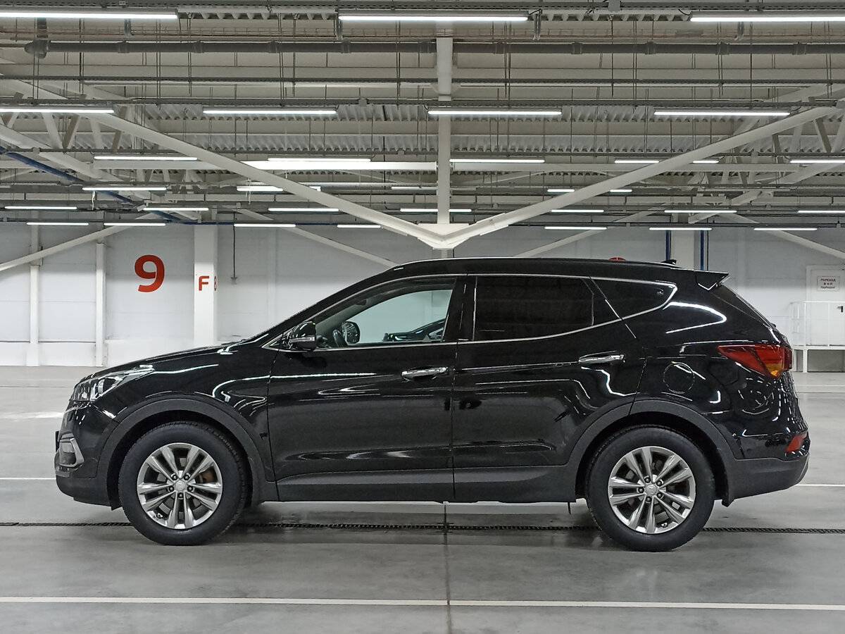 Hyundai Santa Fe с пробегом — 2017 год. Фото: #7
