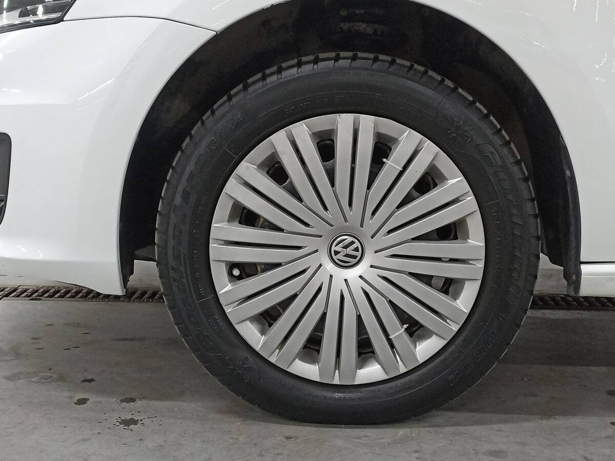 Volkswagen Polo с пробегом — 2018 год. Фото: #17