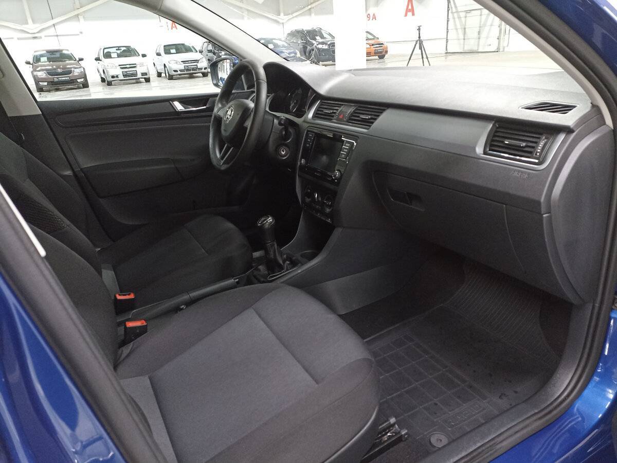 Skoda Rapid с пробегом — 2018 год. Фото: #10