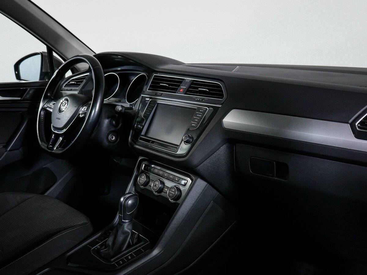 Volkswagen Tiguan с пробегом — 2017 год. Фото: #8