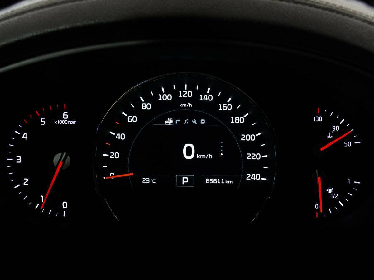 Kia Sorento с пробегом — 2015 год. Фото: #22