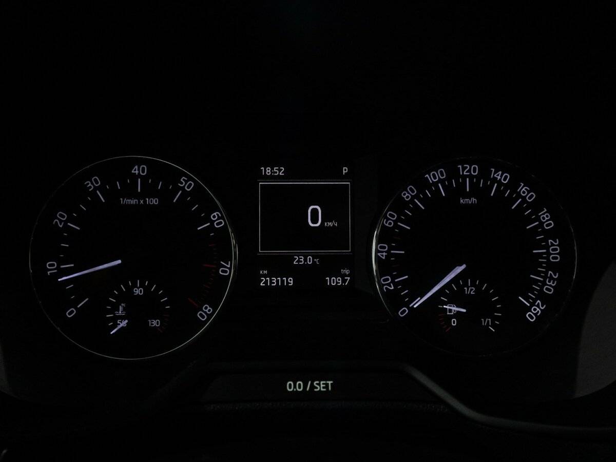 Skoda Octavia с пробегом — 2013 год. Фото: #11