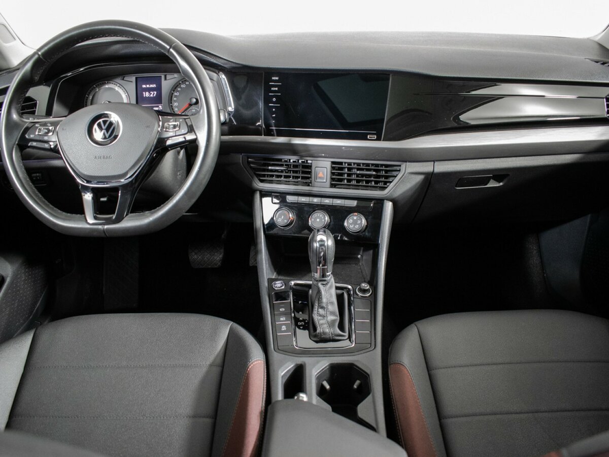 Volkswagen Bora с пробегом — 2021 год. Фото: #8