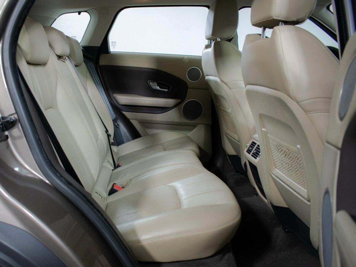 Land Rover Range Rover Evoque с пробегом — 2017 год. Фото: #7