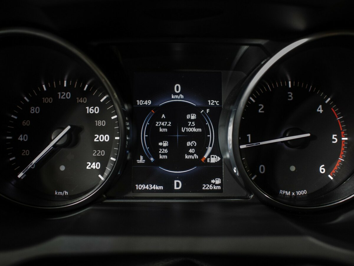 Land Rover Range Rover Evoque с пробегом — 2017 год. Фото: #9