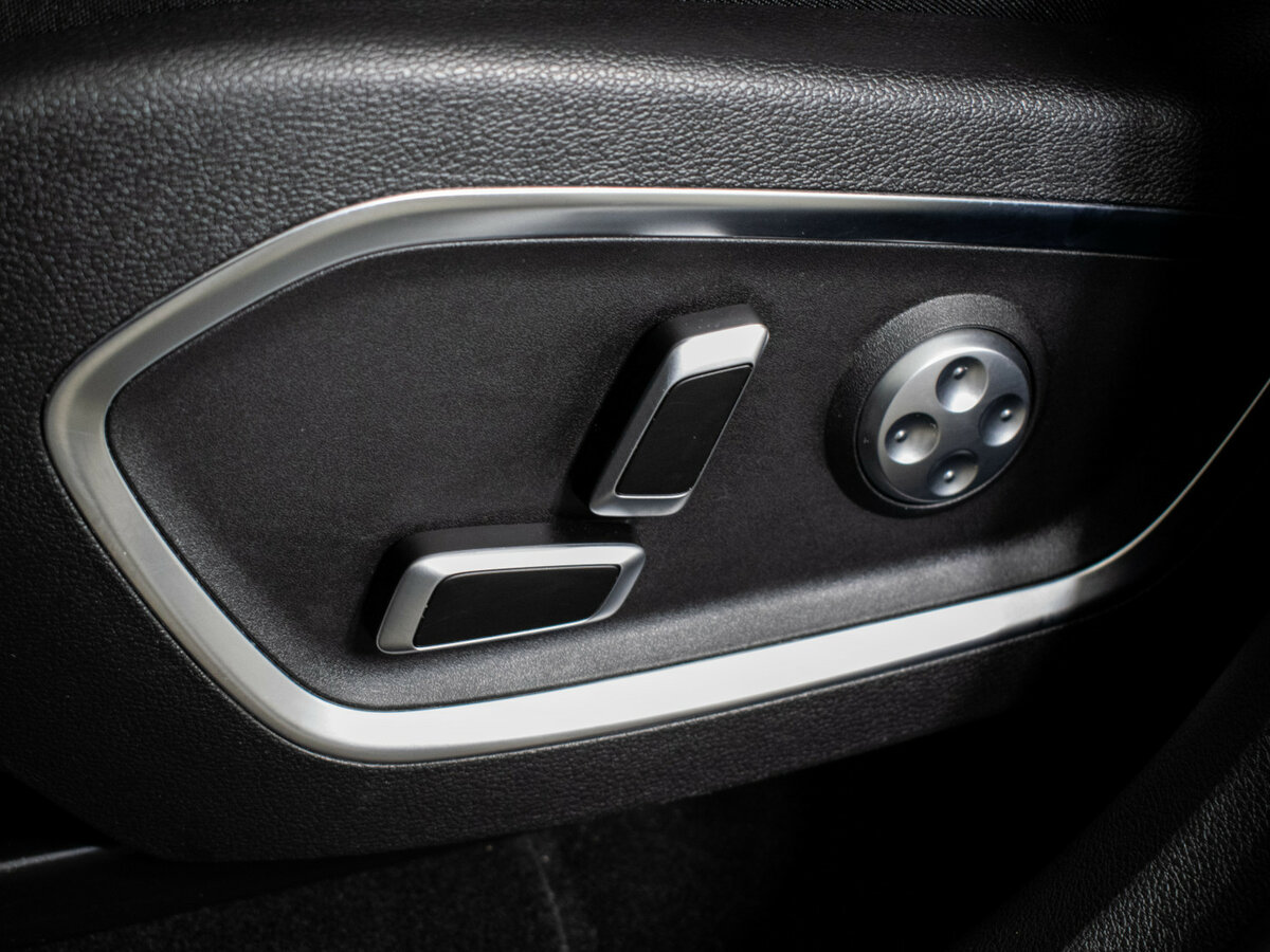 Geely Tugella с пробегом — 2022 год. Фото: #18