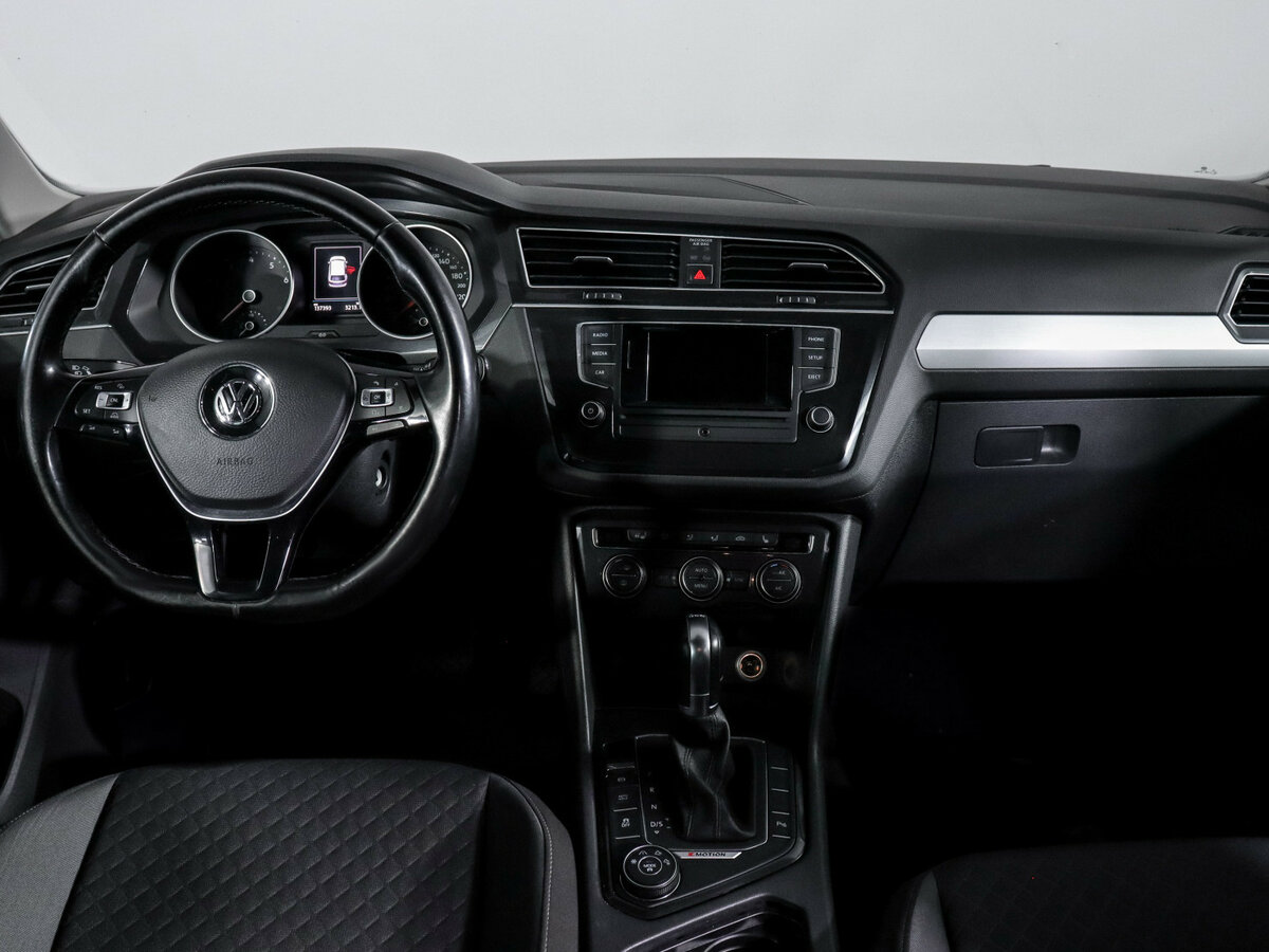 Volkswagen Tiguan с пробегом — 2017 год. Фото: #9