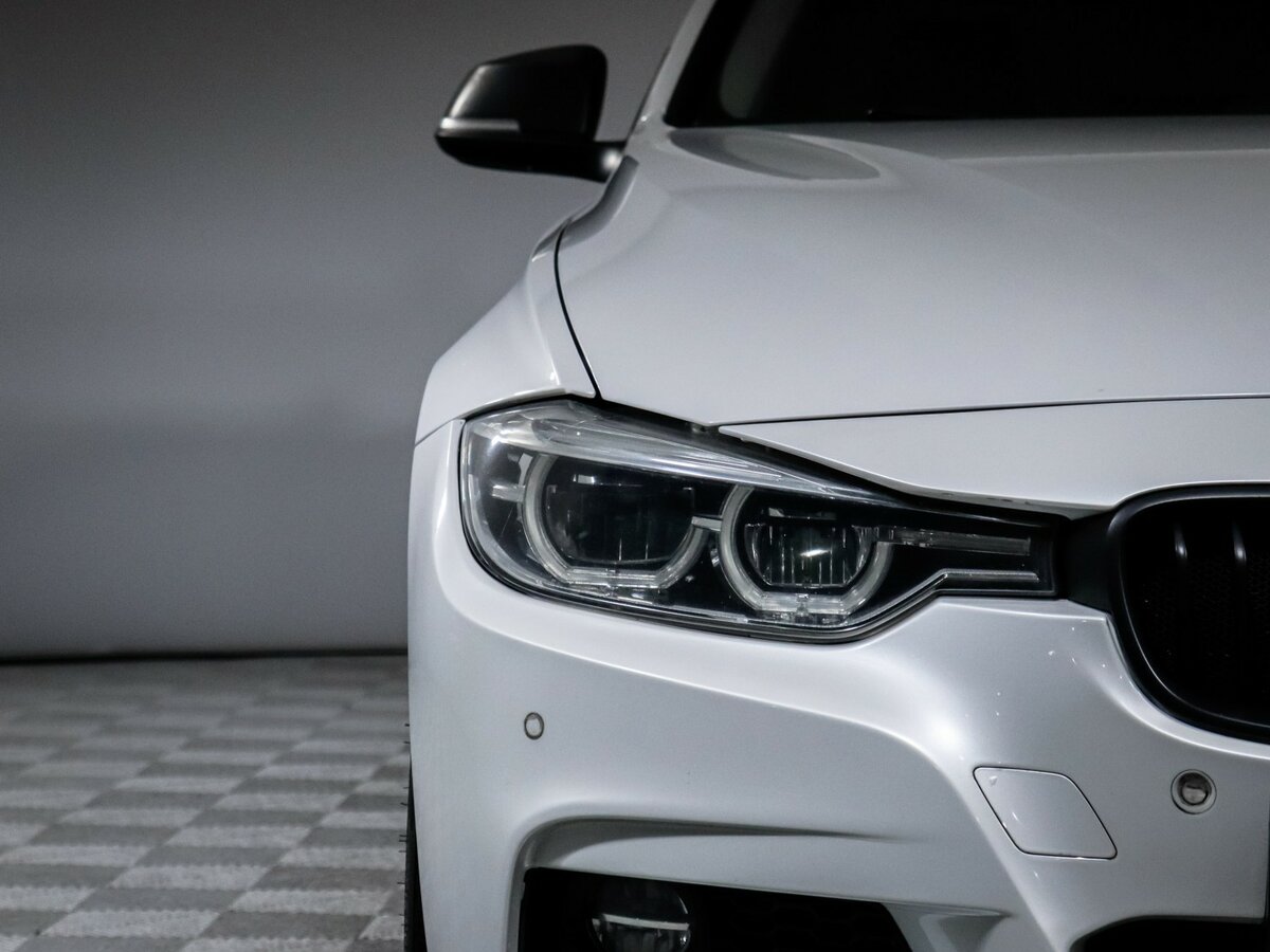 BMW 3 серии с пробегом — 2016 год. Фото: #13