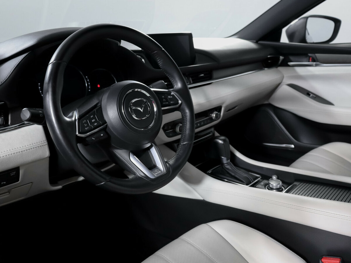 Mazda 6 с пробегом — 2020 год. Фото: #10