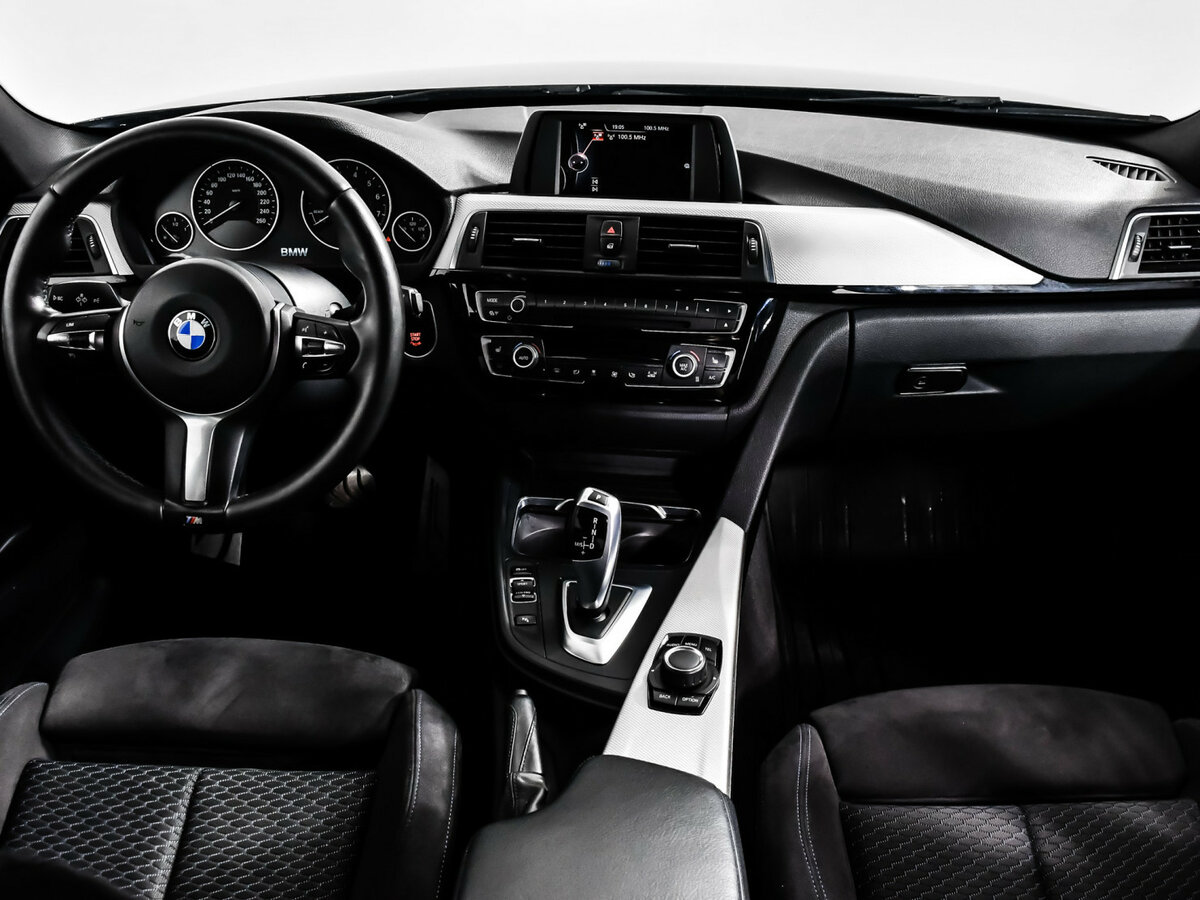 BMW 3 серии с пробегом — 2016 год. Фото: #10