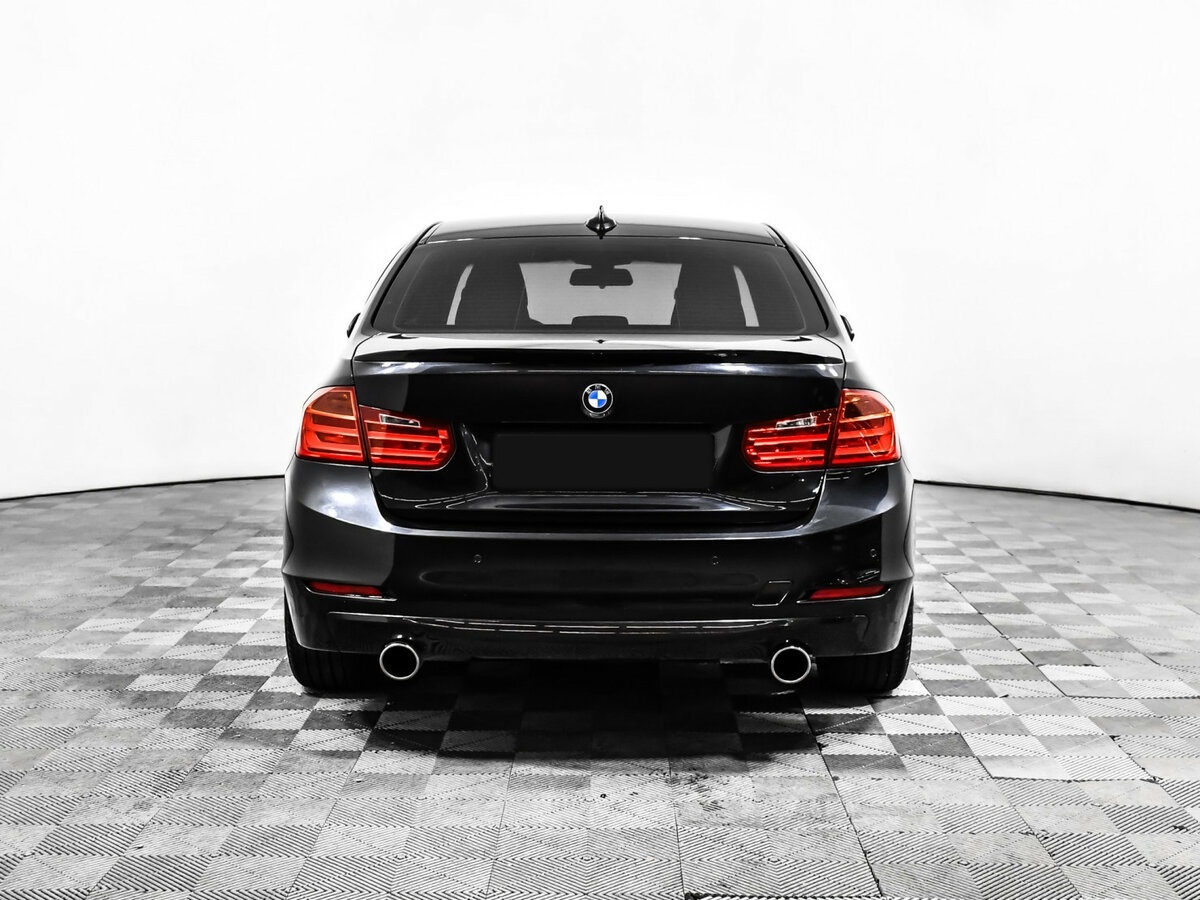 BMW 3 серии с пробегом — 2013 год. Фото: #4