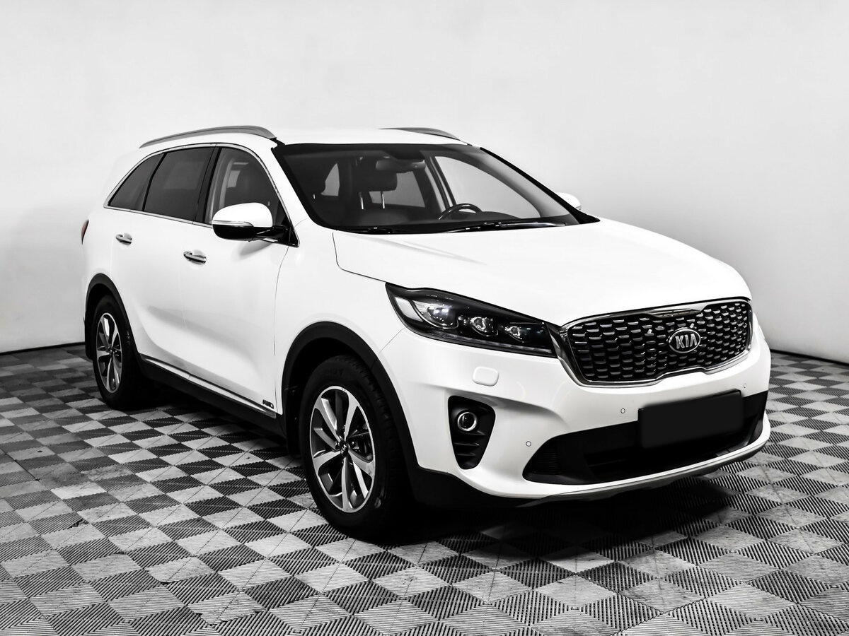 Kia Sorento с пробегом — 2019 год. Фото: #2