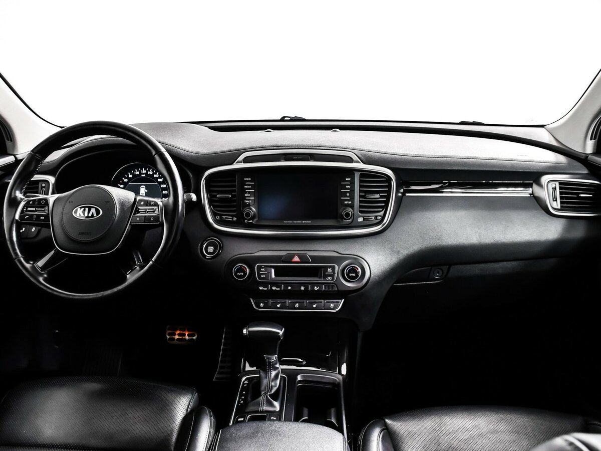 Kia Sorento с пробегом — 2018 год. Фото: #8