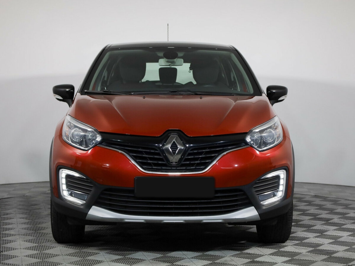 Renault Kaptur с пробегом — 2018 год. Фото: #8